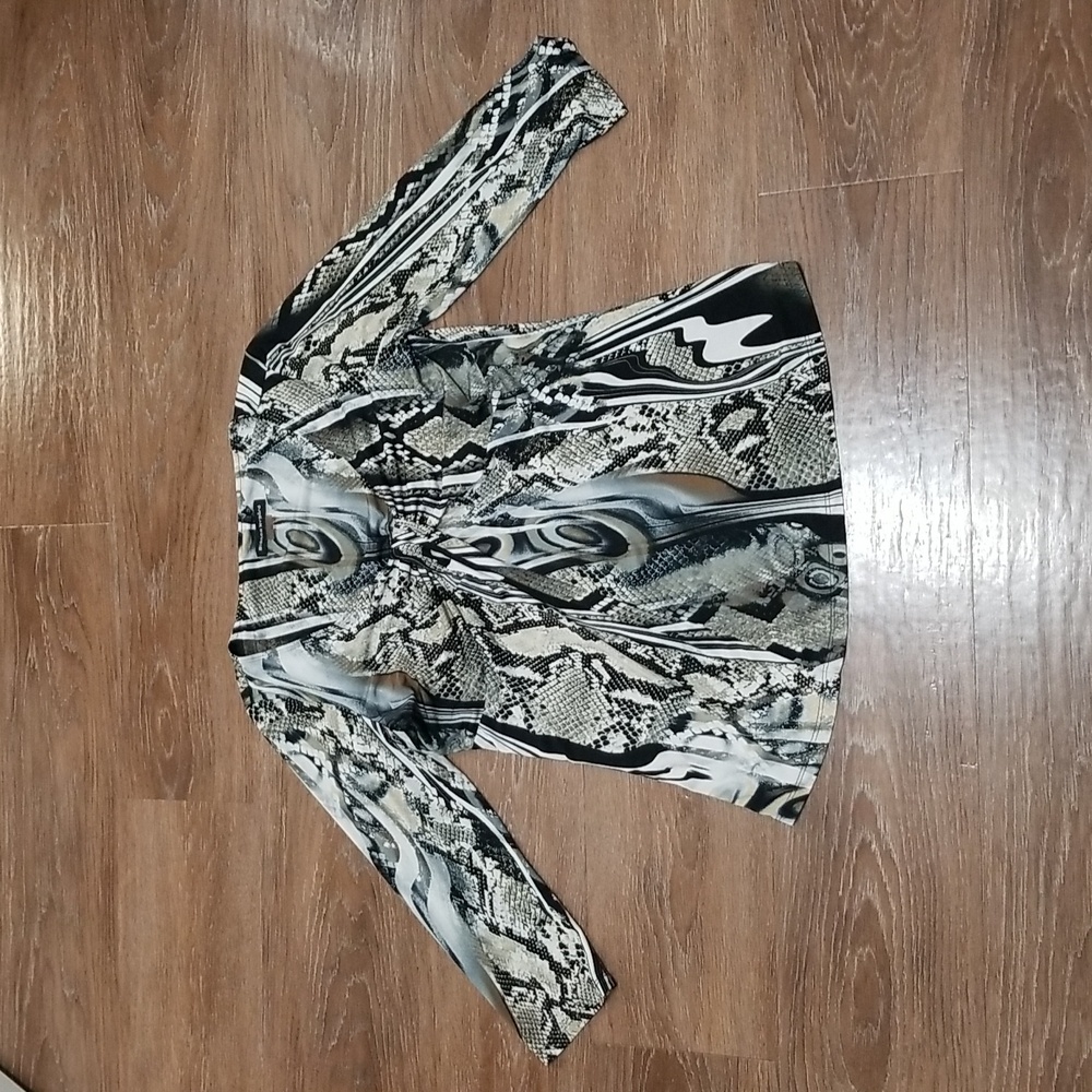 (10) Bianca Nygard Animal Print Reptile Leopard Zebra Feminine Y2K Retro Top